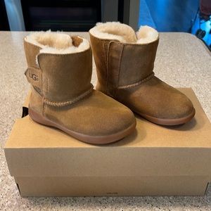 Ugg boots for kids, size 7